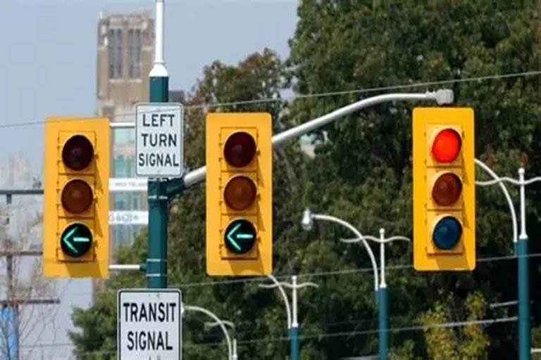 Smart Traffic Lights Reduce Congestion in Downtown Core